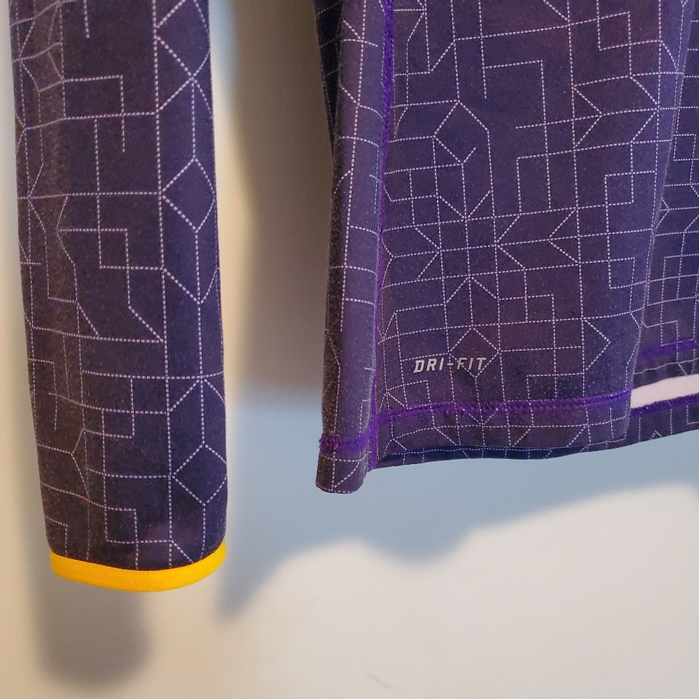 Nike Pullover - image 2